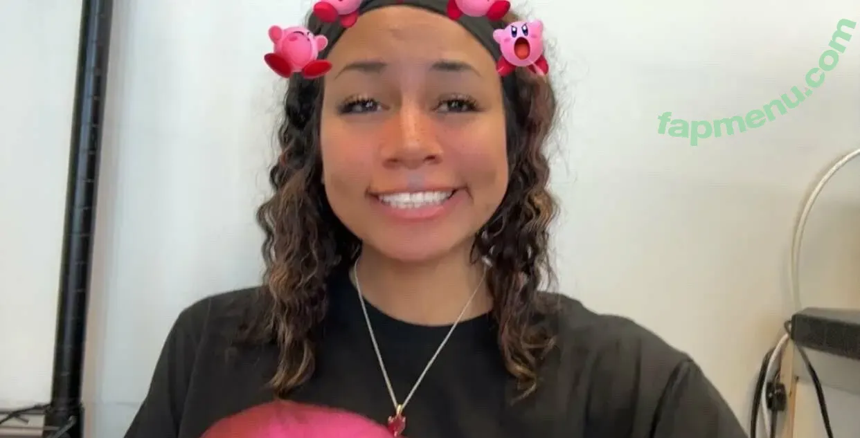 grippieredd nude photo #0010 (trippieredd)