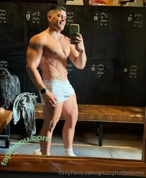  nude photo #0004