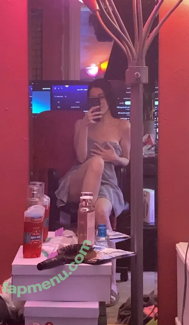 grlnxtdr_1999 nude photo #0031 (sheeis_robinjay)