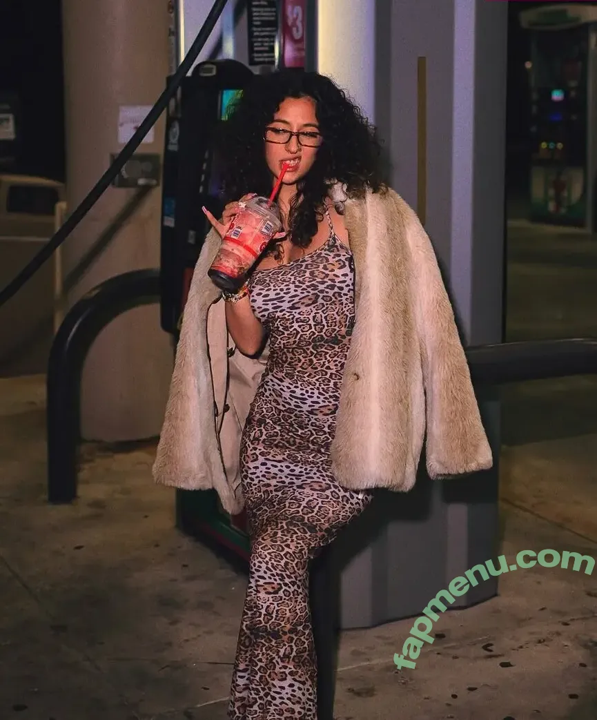GroovyMya nude photo #0022 (groovy_mya)