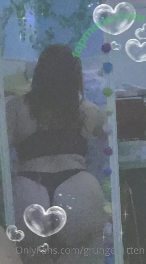 grungek1tten nude photo #0072 (aesthhgrunge)