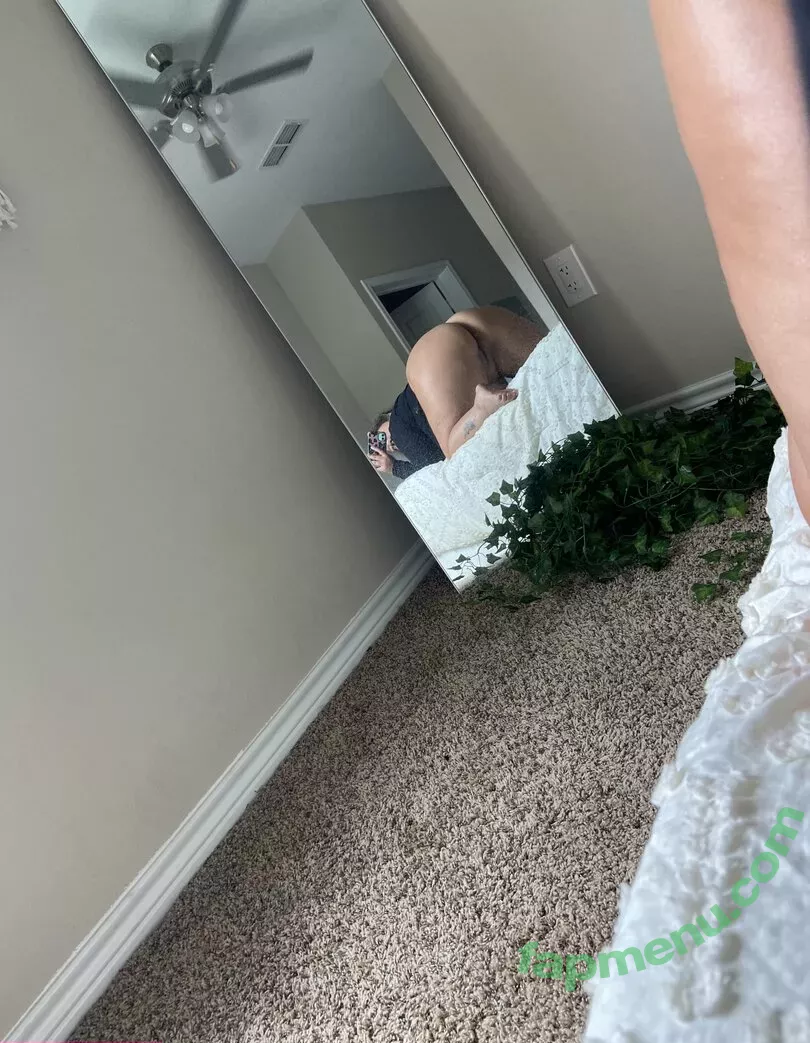 Grxceuncensored nude photo #0086 (gracedanielleyt)