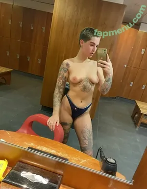  nude photo #0005