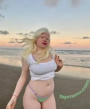 Guada Scarione / Bellawinterx / guada.scarione nude photo #0049