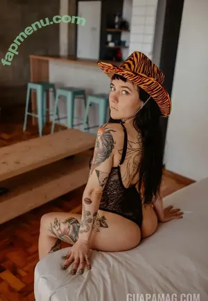 Guapamag nude photo #4004