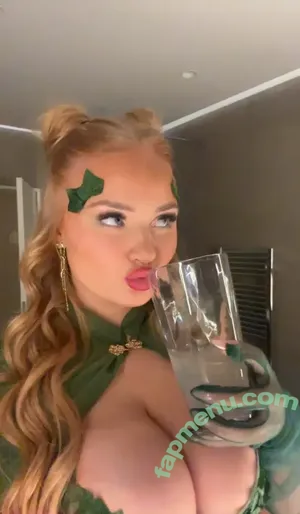 Gudrun Svava / guggaigummibat nude photo #0106