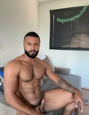 guipaixaoo / kimberlybohaienko nude photo #0002