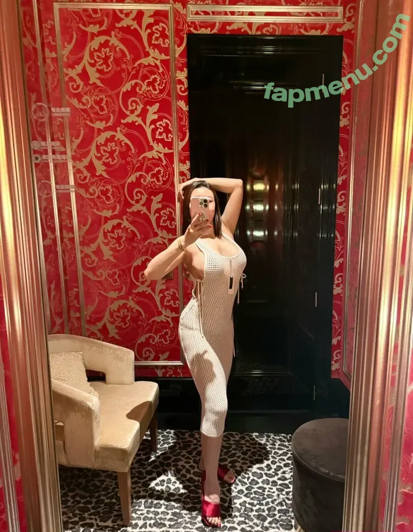 Guoervictoria nude photo #0289 (guoer0212 / 松果儿 / 果儿Victoria)