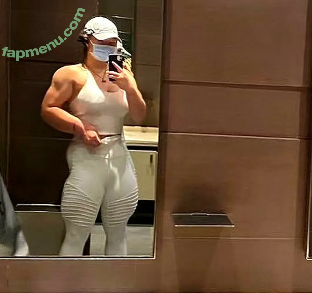 Guohui nude photo #0067 (Guo hui / guohui_trainer)