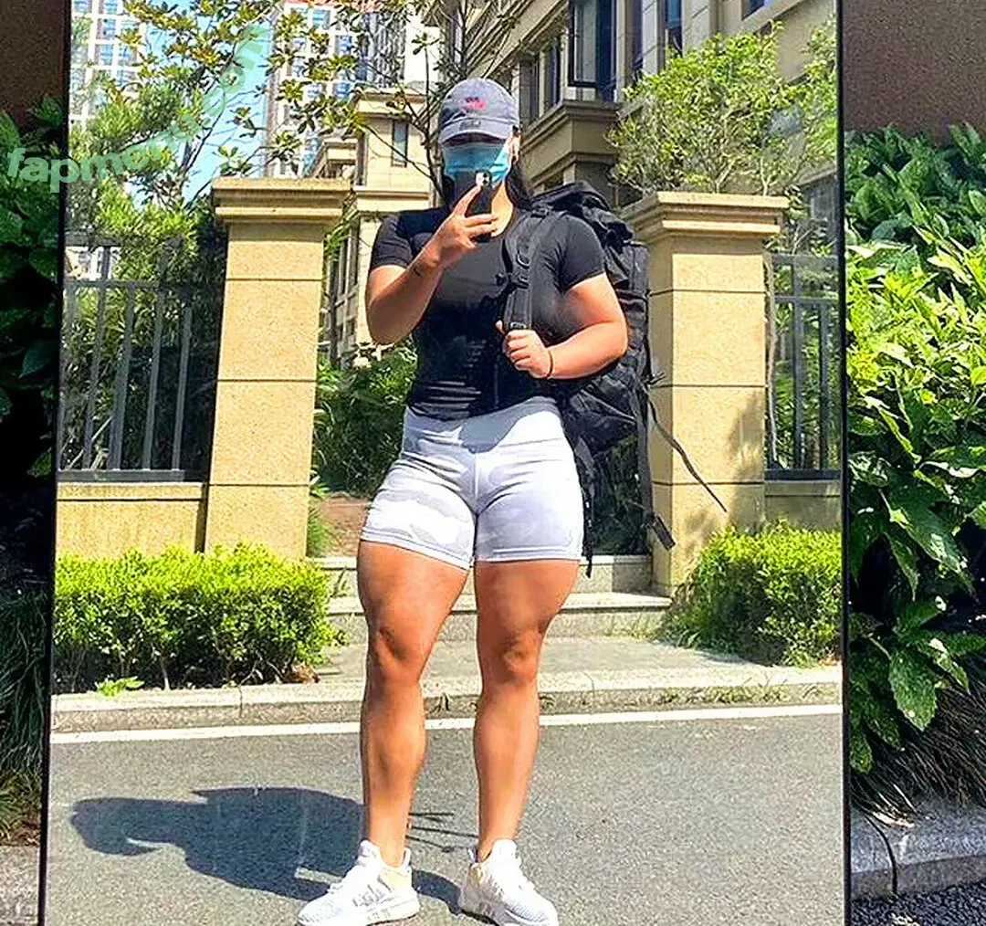 Guohui nude photo #0076 (Guo hui / guohui_trainer)