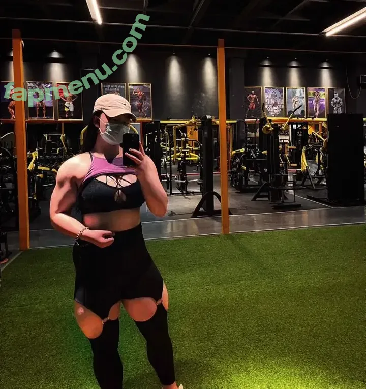 Guohui nude photo #0106 (Guo hui / guohui_trainer)