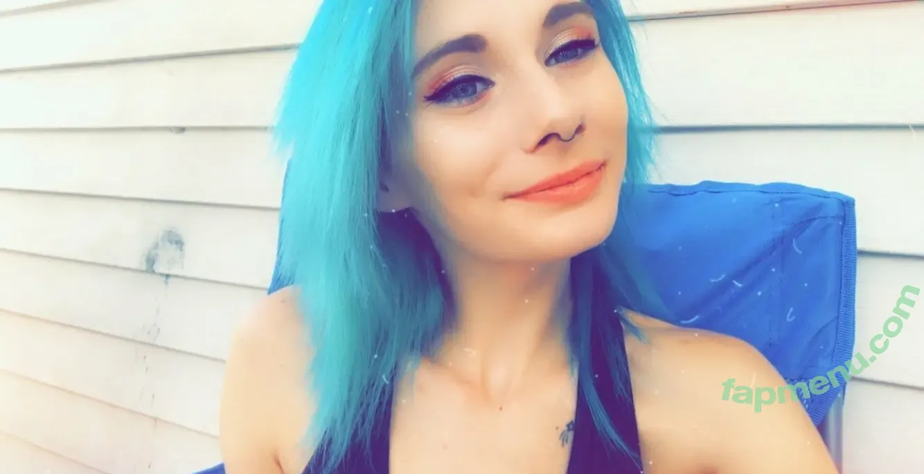 gupii.gupz nude photo #0016 (guppy_hugz)