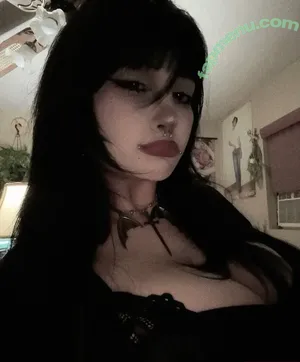 Guttergore1 / Victoria / bytebney / guttergore / ivnescne nude photo #0033