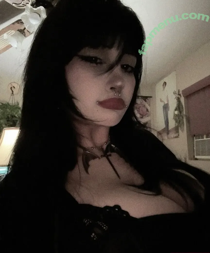Guttergore1 nude photo #0033 (Victoria / bytebney / guttergore / ivnescne)