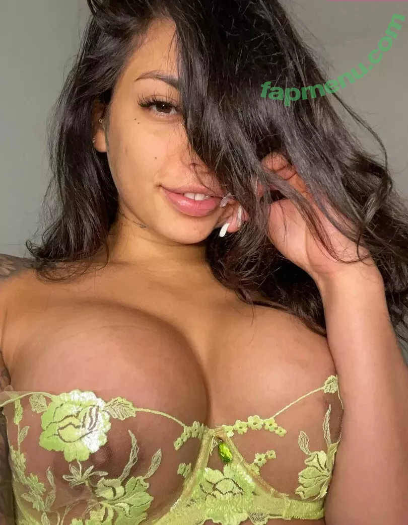 gvalentinaxxx nude photo #0332 (gvalentinaxxx)