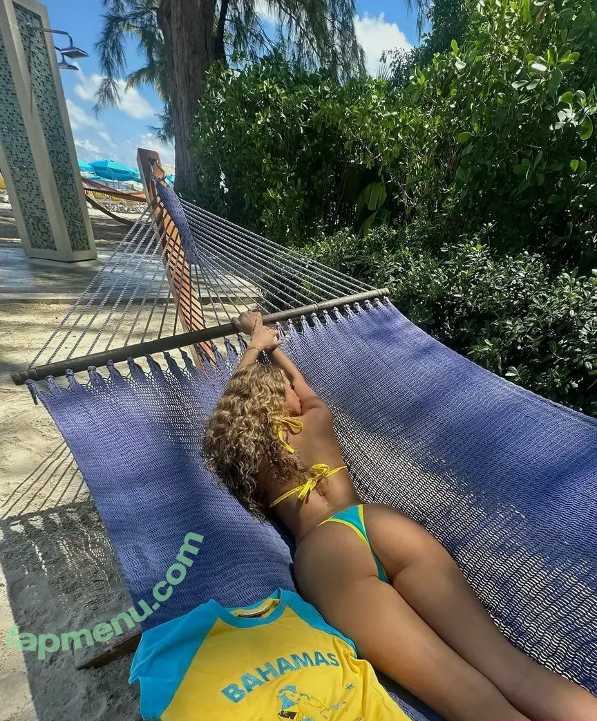 Gvobella nude photo #0013 (Gvobellaa)