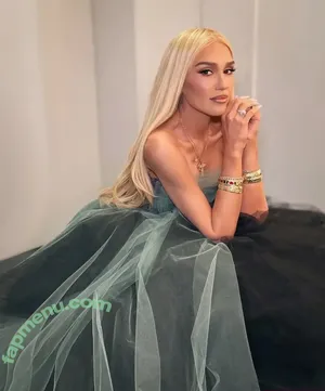 Gwen Stefani / Gwenstefani nude photo #0173