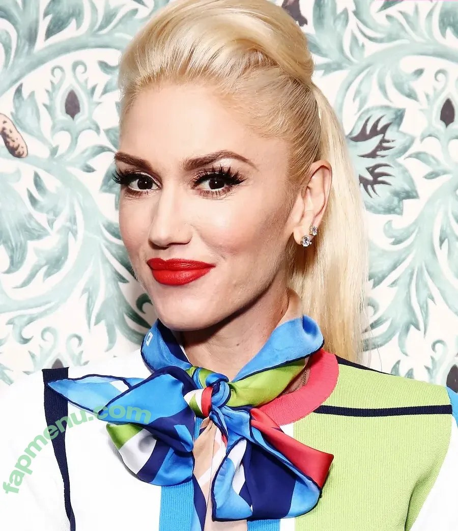 Gwen Stefani nude photo #0096 (gwenstefani)