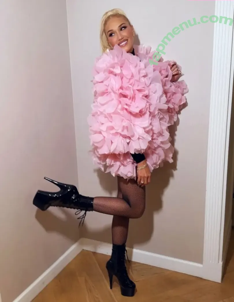 Gwen Stefani nude photo #0131 (gwenstefani)