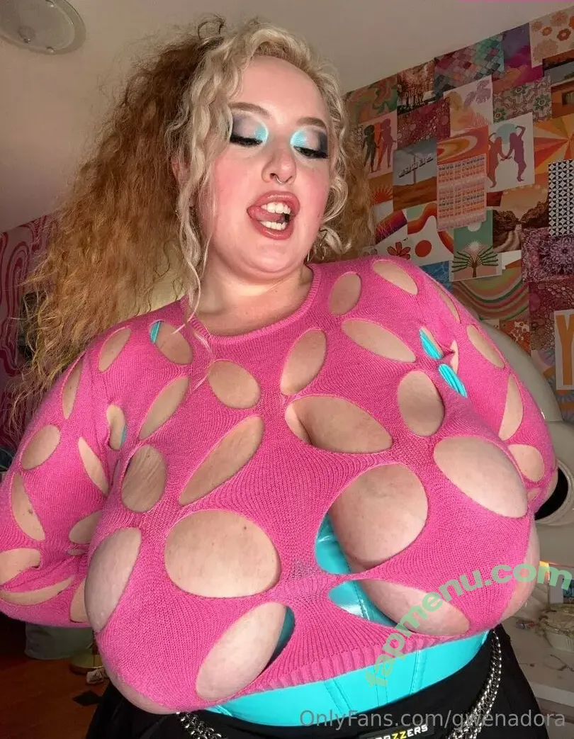 gwenadora nude photo #0005 (gwenisadorable)