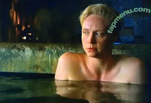 Gwendoline Christie / BrienneTarth from GoT / christiestevens / gwendolineuniverse nude photo #0112