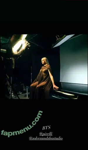 Gwendoline Christie / BrienneTarth from GoT / christiestevens / gwendolineuniverse nude photo #0138