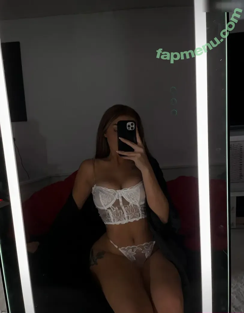 Gwendolynceline nude photo #0047 (Gwendolynceline)