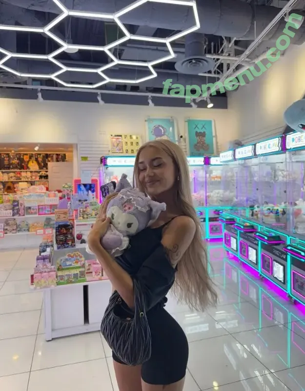 gwendolynceline nude photo #0004 (gwendolynceline)