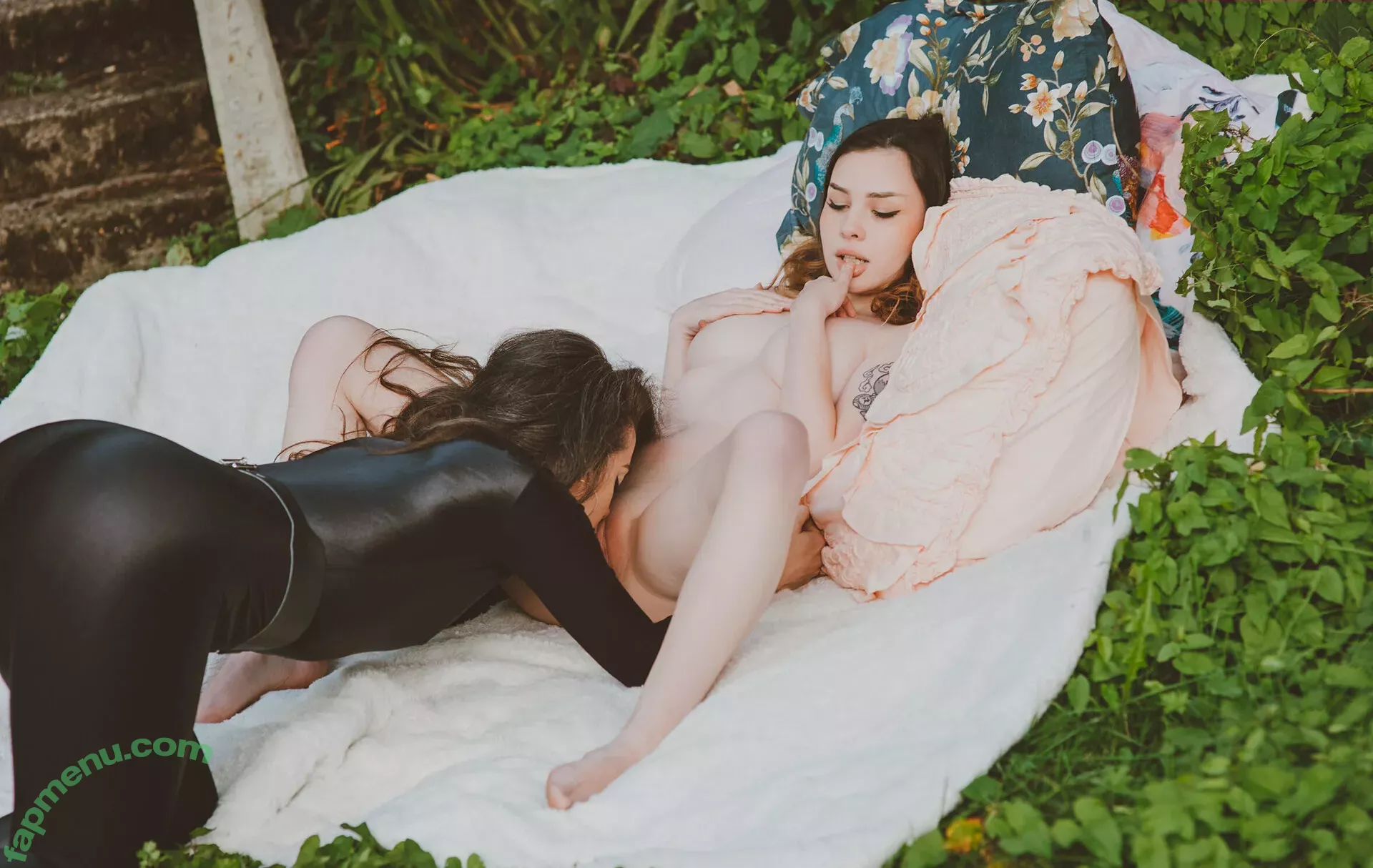 gwenhoney nude photo #0131 (gwenhoney)