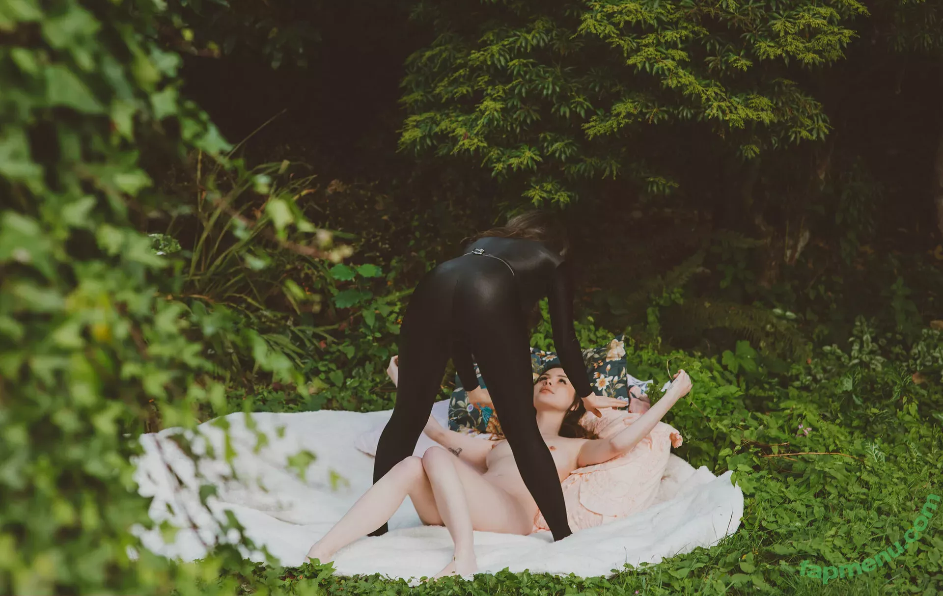 gwenhoney nude photo #0133 (gwenhoney)