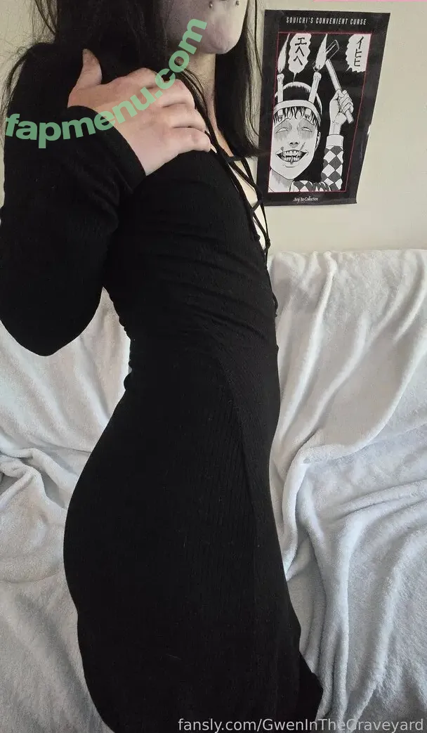 GwenInTheGraveyard nude photo #0012 (gwens.graveyard)