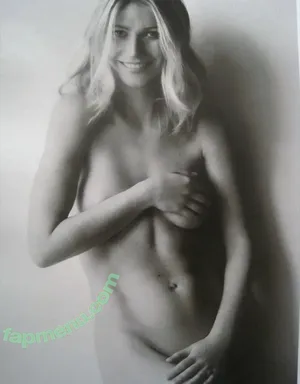 Gwyneth Paltrow / GwynethPaltrow nude photo #0681