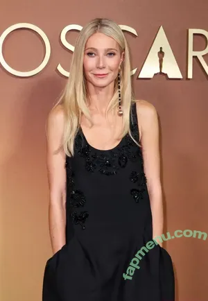 Gwyneth Paltrow / GwynethPaltrow nude photo #0754