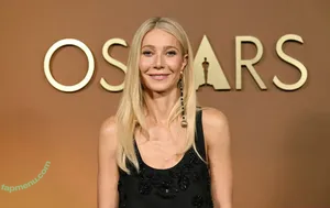 Gwyneth Paltrow / GwynethPaltrow nude photo #0757