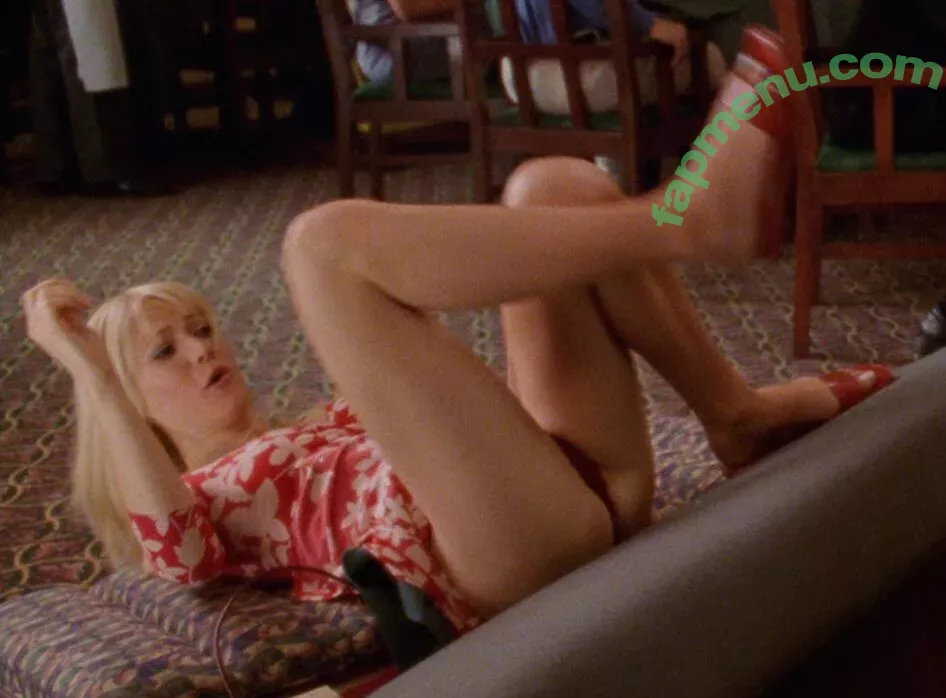 Gwyneth Paltrow nude photo #0185 (GwynethPaltrow)