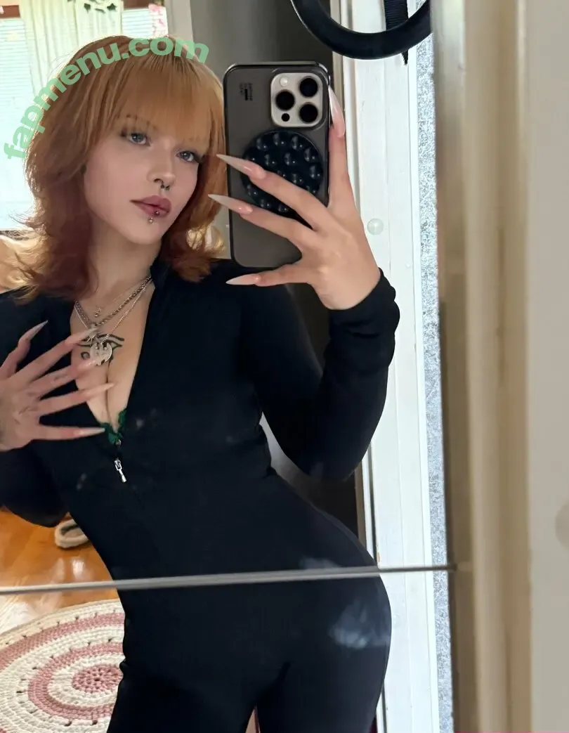 gyberhoroilmainen nude photo #0037 (gyberhoroilmainen)