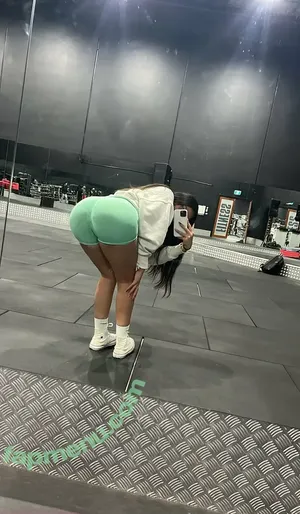 gymbae19 / babychristofi / gymbae_fit nude photo #0003