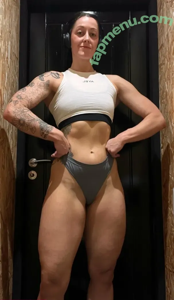 gymfitdemi nude photo #0031 (gymfitdemi)