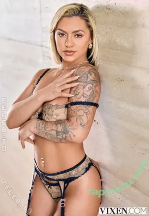 Gypsy Rose / Gypsyrose_137 / gypsygeyser / gypsyrose5star nude photo #0314