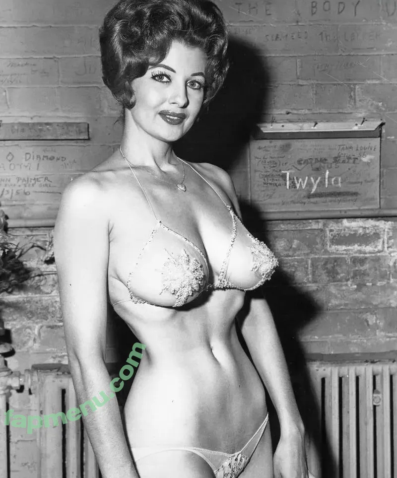 Gypsy Rose nude photo #0179 (Gypsyrose_137 / riotgypsyrose)