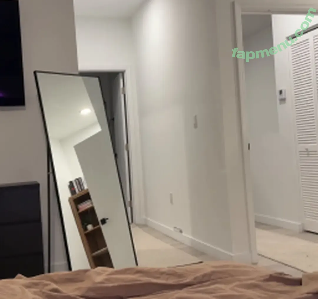 Gypsy Rose nude photo #0286 (Gypsyrose_137 / riotgypsyrose)