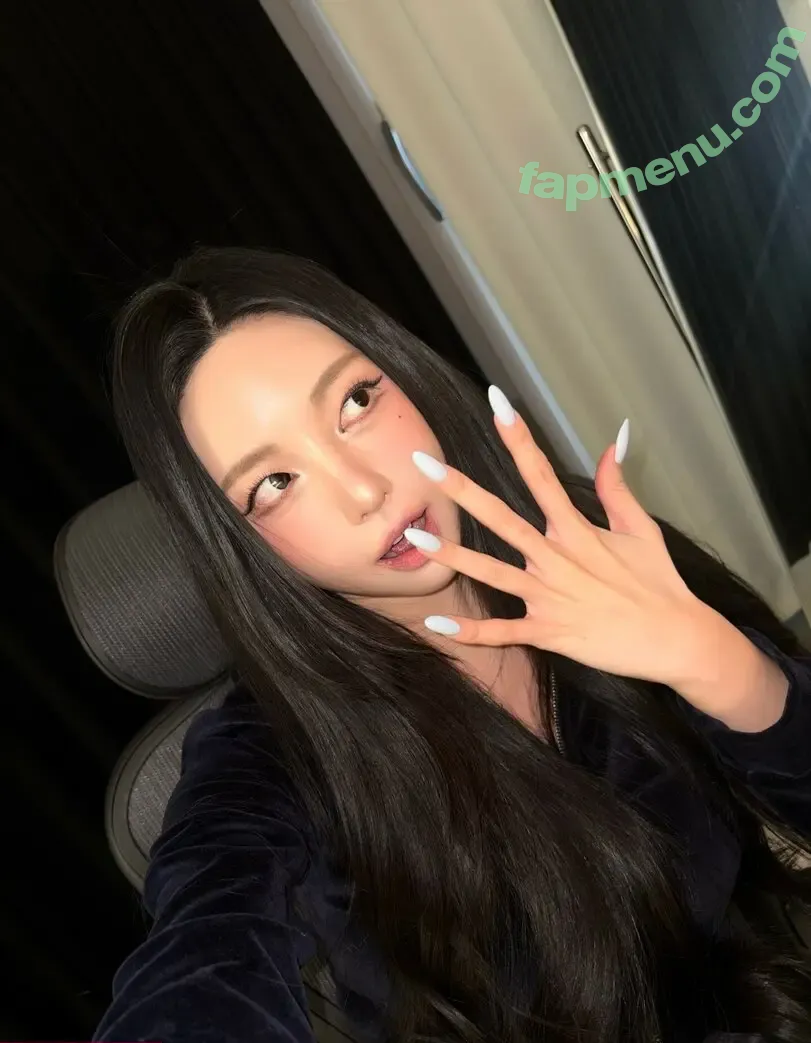 h___rvn nude photo #1159 (rvn1015)