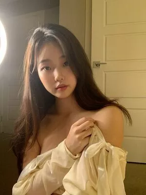 h.yojeong / Jessica nude photo #0009