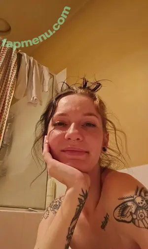  nude photo #0007
