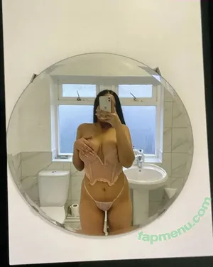 h3llokitty4eva6 / atiyyvh nude photo #0023