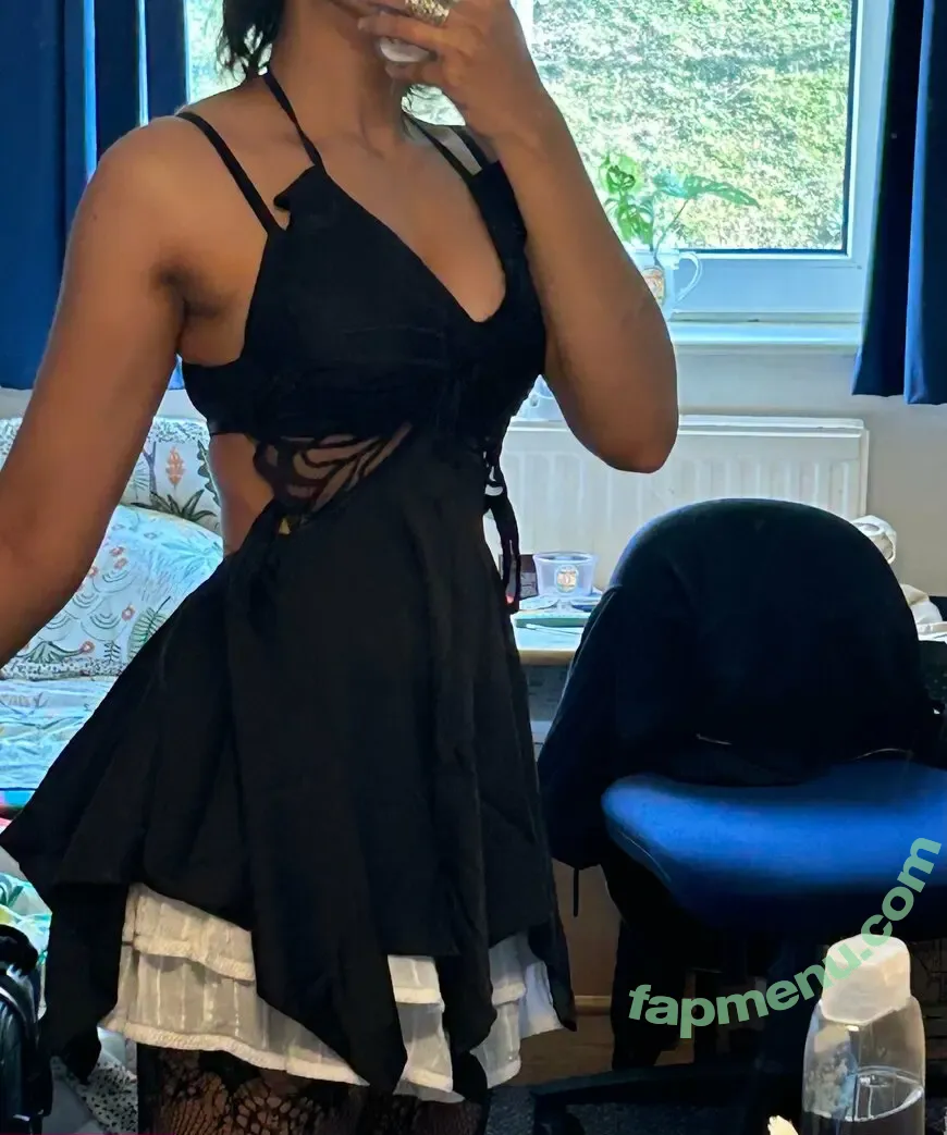 h3raa nude photo #0053 (h3raa3)