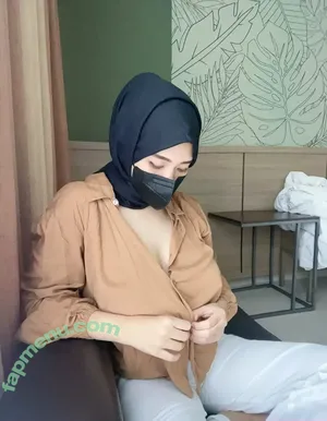 HabibtiSalma /  / CamillaReese / HijabCamilla / nazley272 nude photo #0050