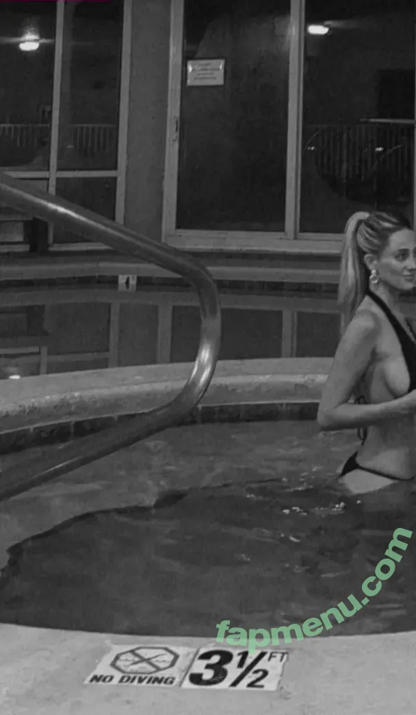 hadelinemope nude photo #0220 (Maddie Hope)