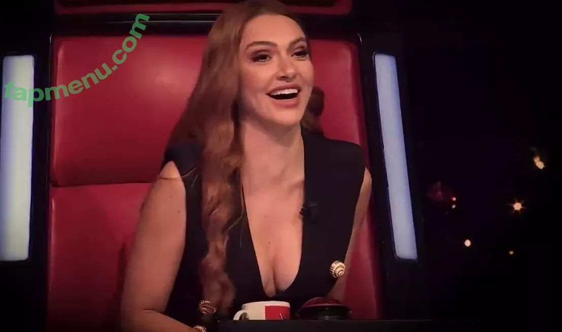 Hadise nude photo #0103 (hadisex)