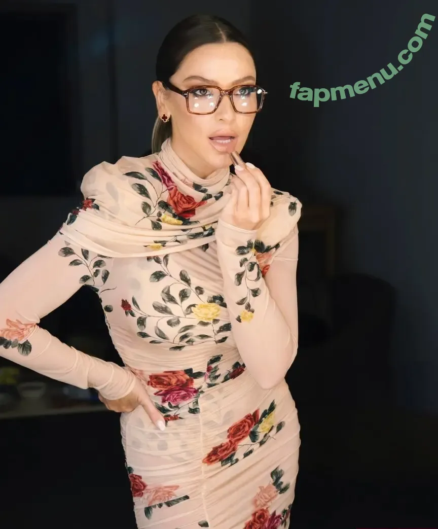 Hadise nude photo #0138 (hadisex)